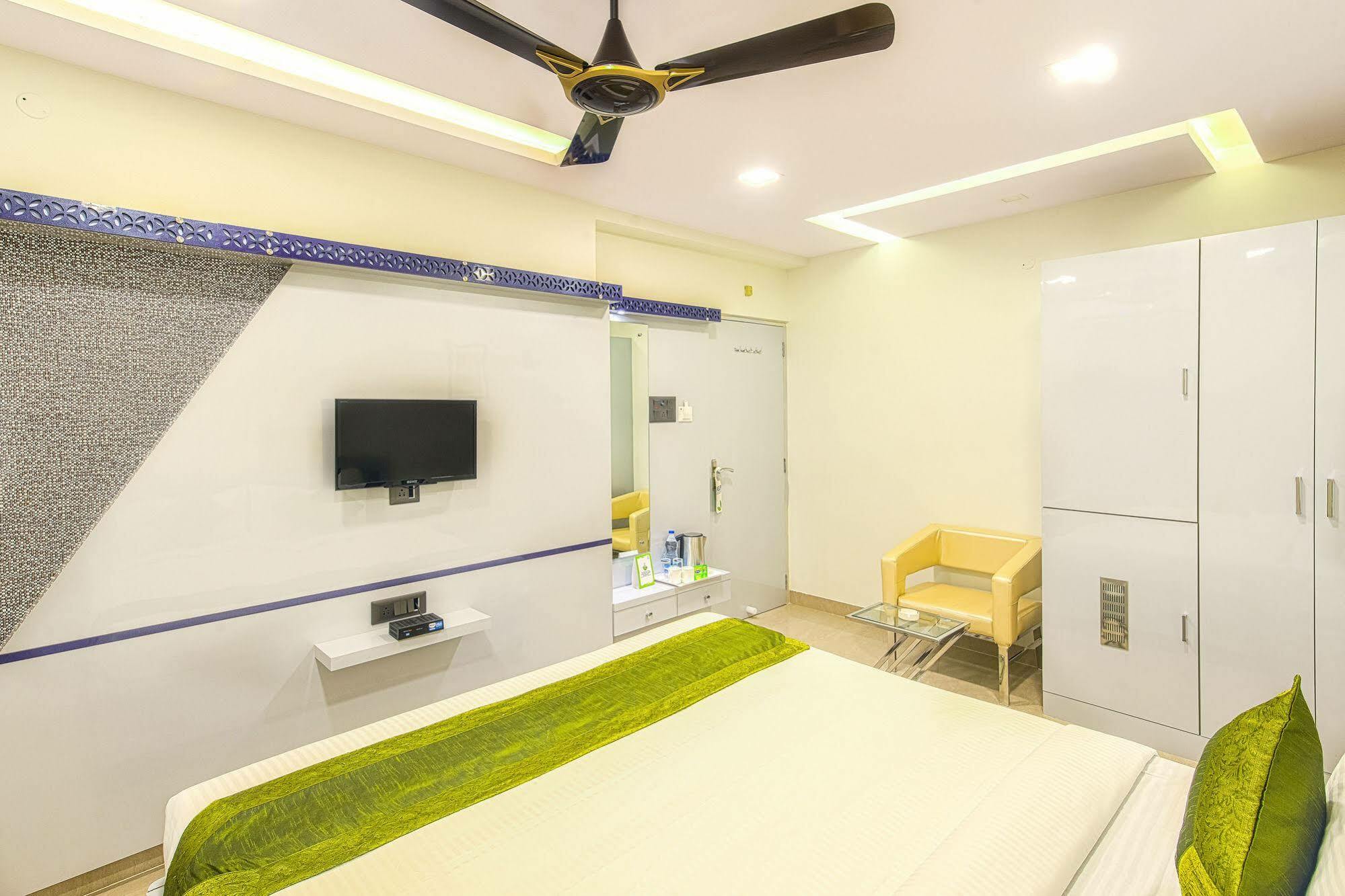 Hotel Treebo Orion Sapphire, Beck Bagan Calcuta Exterior foto
