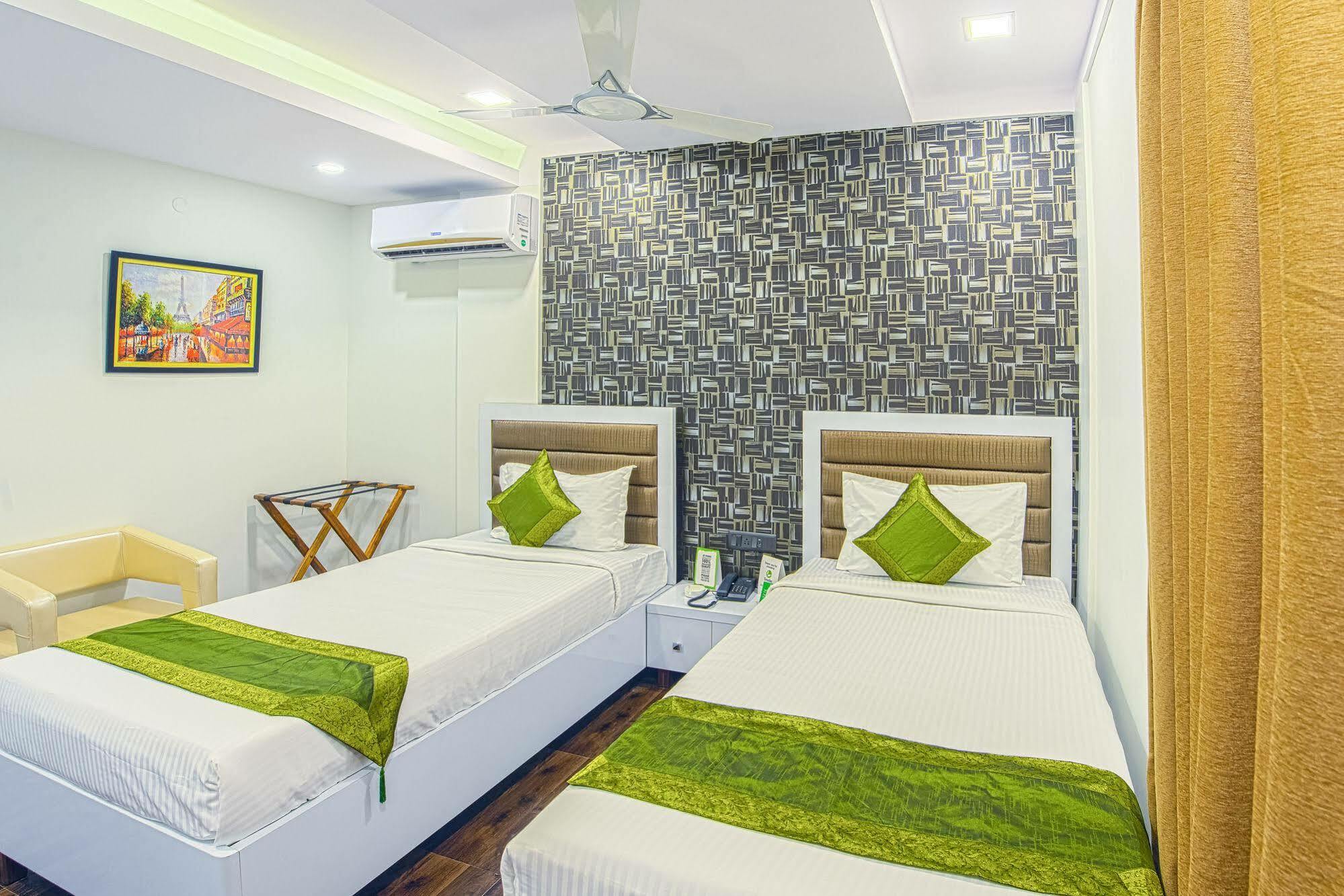 Hotel Treebo Orion Sapphire, Beck Bagan Calcuta Exterior foto